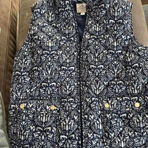 St. John's Bay Women's Blue and White Vest